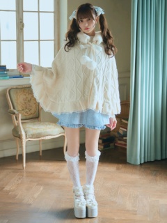 くまちゃんケーブルニット