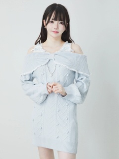 ブルー