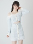ブルー