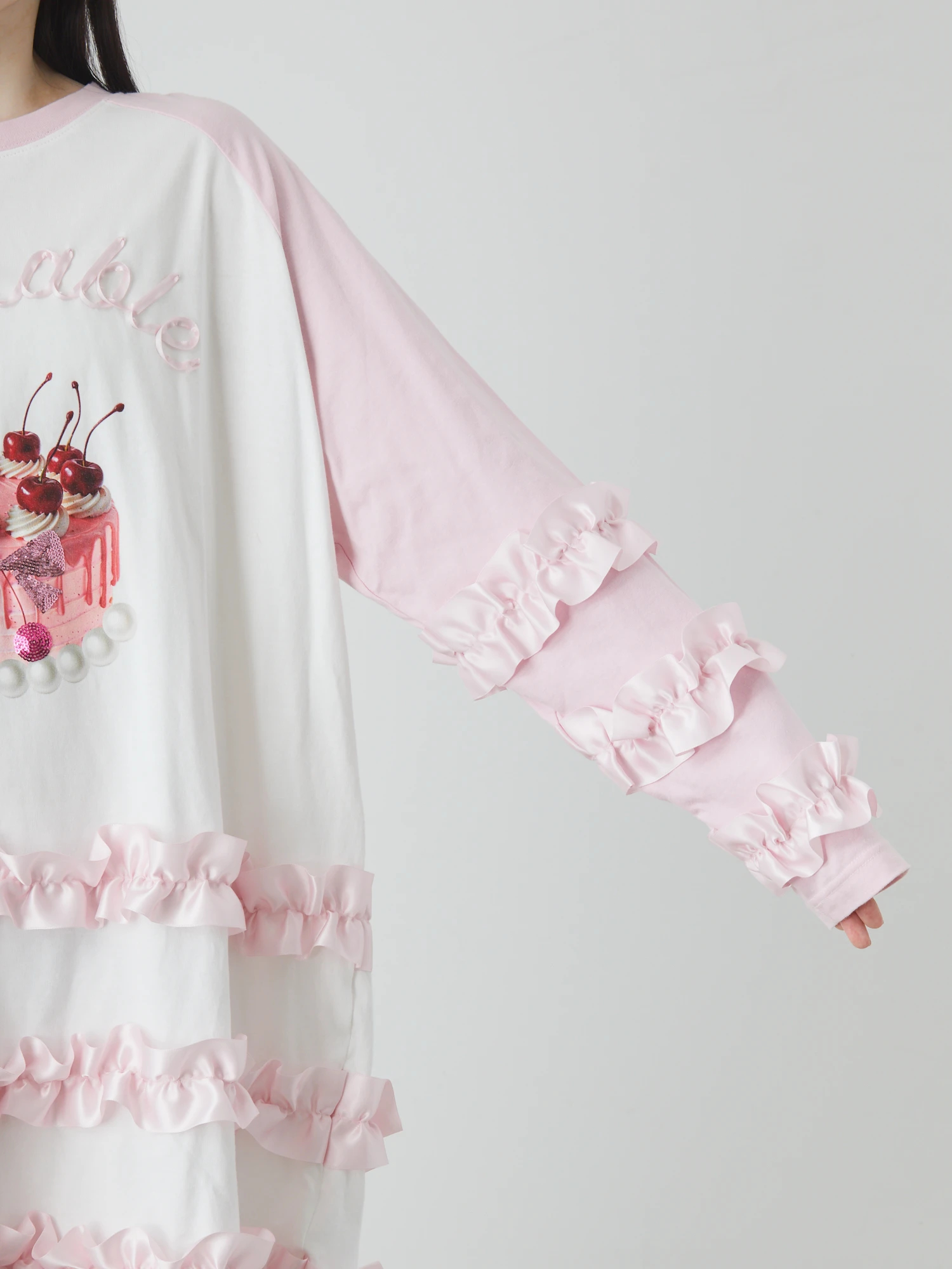 ケーキフリフリロンTE - Ank Rouge(アンクルージュ)のTシャツ ケーキフリフリロンTE - Ank Rouge(アンクルージュ)のTシャツ