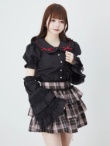 ブラック
