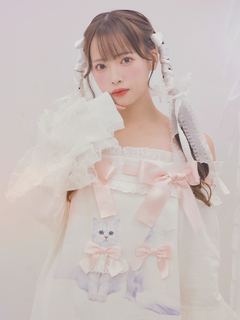 ネコちゃんオフショルプルオーバー