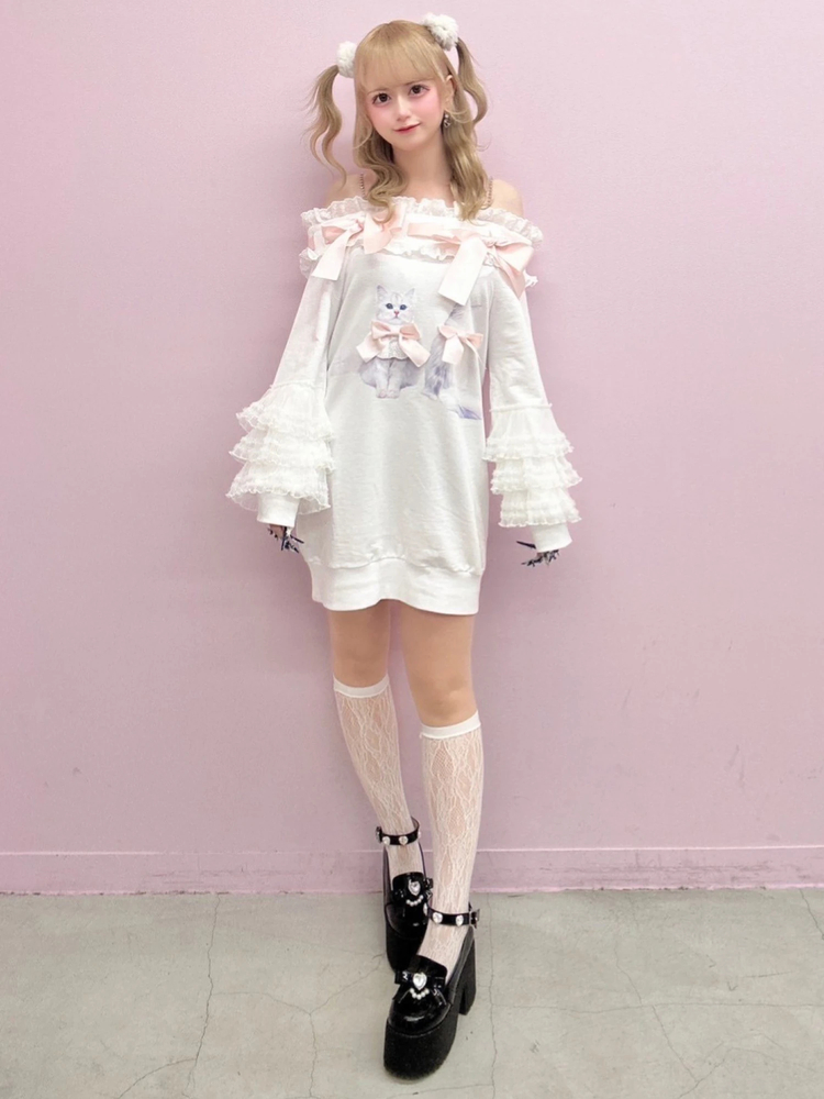新品タグ付♡アンクルージュ♡ネコちゃん制服セットアップ♡ピンク♡ ネコちゃんオフショルプルオーバー - Ank Rouge(アンクルージュ