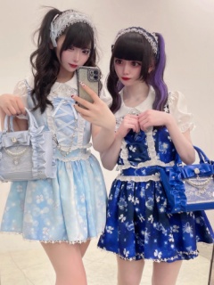 星座のブラウス