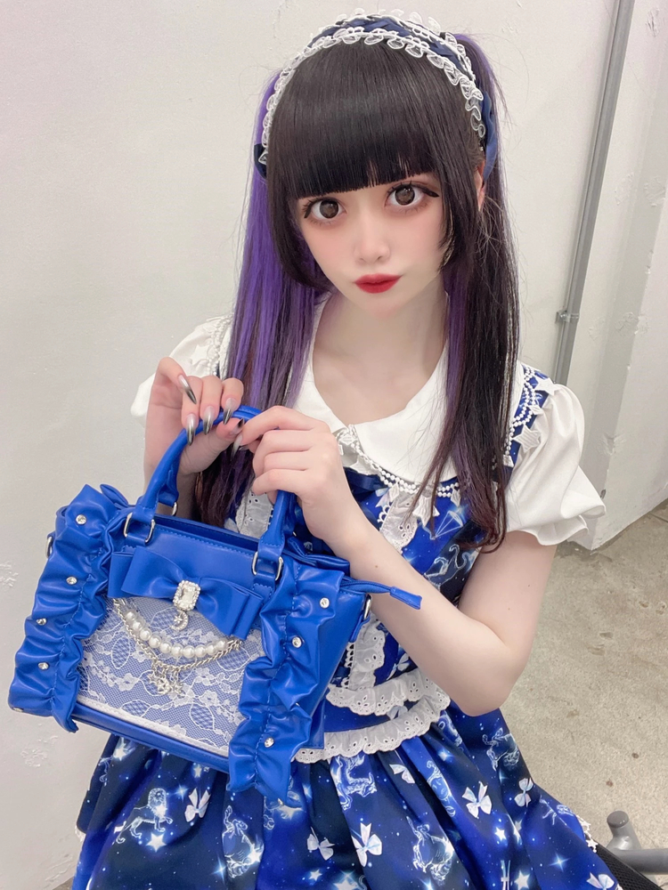 Ank Rouge星座のブラウス