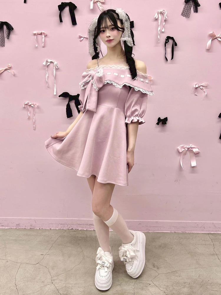 【お取り置き承り中】アンクルージュ おリボンオフショルド一リ一ワンピース お取り置き承り中】アンクルージュ おリボンオフショルド一リ一