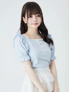 ブルー