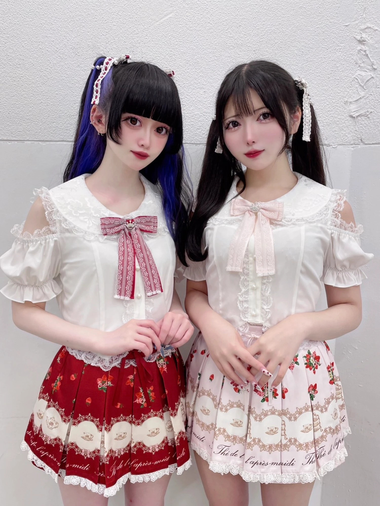 インゲボルグ✨♡付きおリボン柄✨エレガントなブラウス✨未使用品✨Ｍ CI81X49P_5dd02f9f7df2dddaa6608