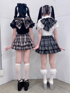 ハートのブラウス