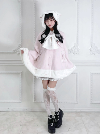 Ank Rouge ポンチョ コート アンクルージュ ネコちゃんポンチョコート - Ank Rouge(アンクルージュ)のコート