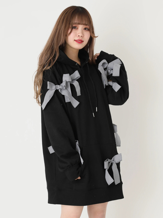 リボンがいっぱいパーカー - Jamie エーエヌケー(ジェイミーエー