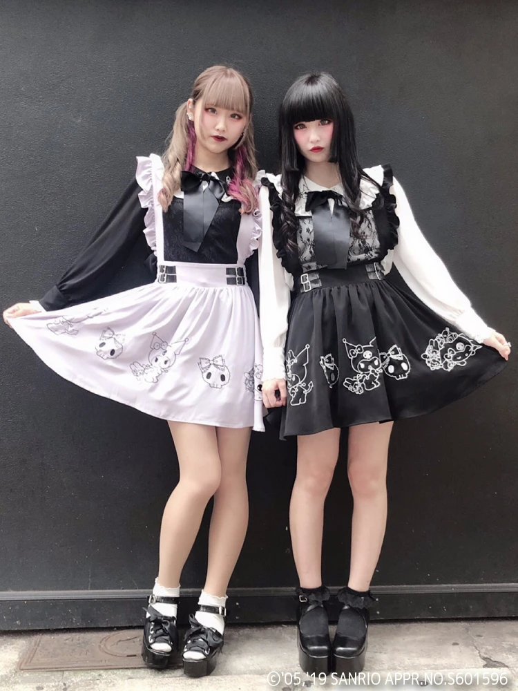 yaya　KU-UM × nicoco  ブラウス 美品　白黒二着セット yaya様専用 KU-UM × nicoco ブラウス 美品 白黒二着セットの通販 by