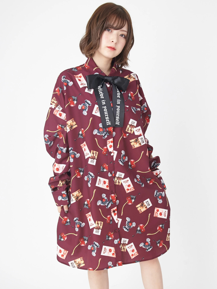 トマトチョコモチーフに新品ジャボ付きブラウス 5月で30℃ 今年のTシャツ1枚始めはcoolなチョコプラ先輩の写真Tシャツ
