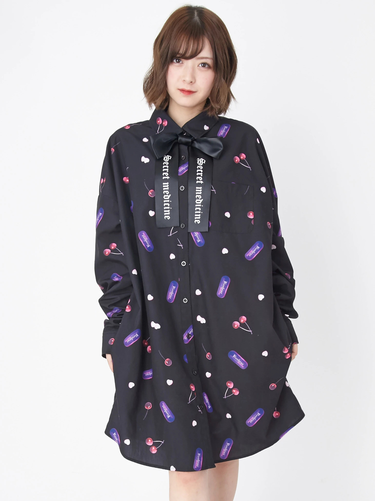 お薬プリントBigシャツ - Jamie エーエヌケー(ジェイミーエーエヌケー