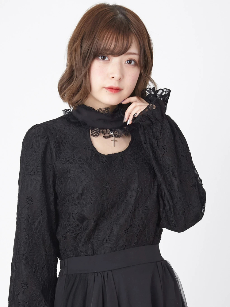 d.i.a クロスチャーム チェーン編み上げ タンクトップ 黒レース d.i.a クロスチャーム チェーン編み上げ タンクトップ 黒レース | d.i.a