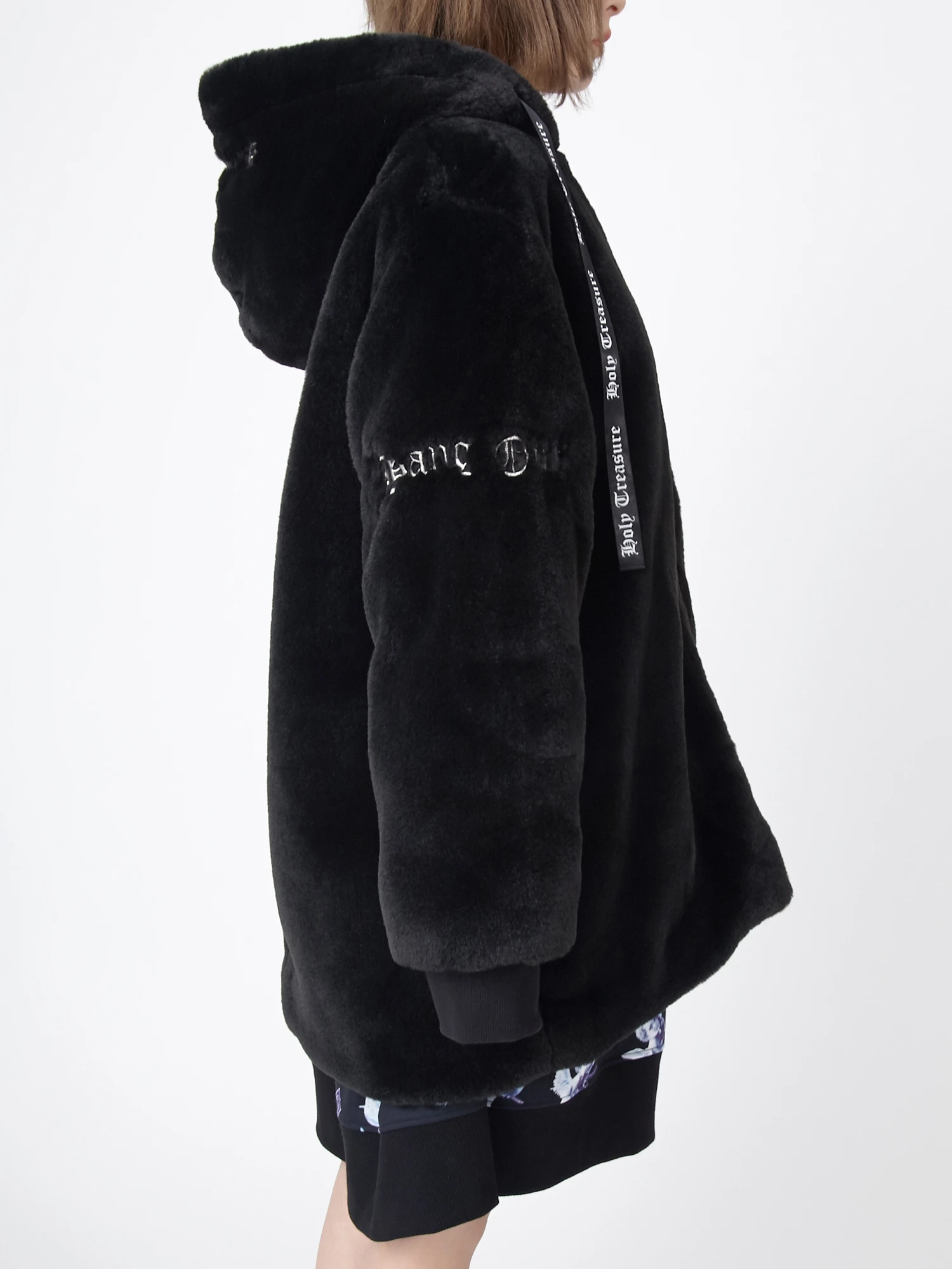 【最終値下げ価格】コート　ファーコート　刺繍　ジャンパー