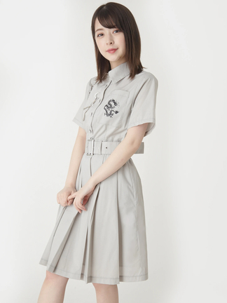 龍刺繍プリーツワンピース - Jamie エーエヌケー(ジェイミーエー
