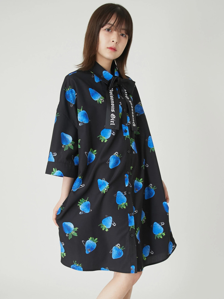 イチゴ柄BIgシャツ - Jamie エーエヌケー(ジェイミーエーエヌケー)の