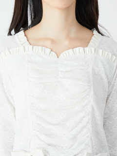 コケティッシュレースTOPS