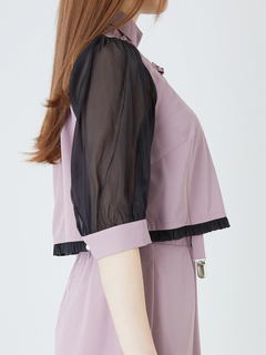 コケティッシュTOPS