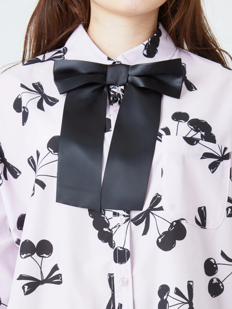 ブラックチェリープリントBigシャツ - Jamie エーエヌケー(ジェイミー