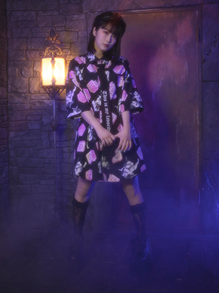 プレゼントBOXプリントBigシャツ - Jamie エーエヌケー(ジェイミーエー