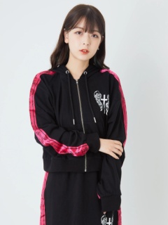 ピンク