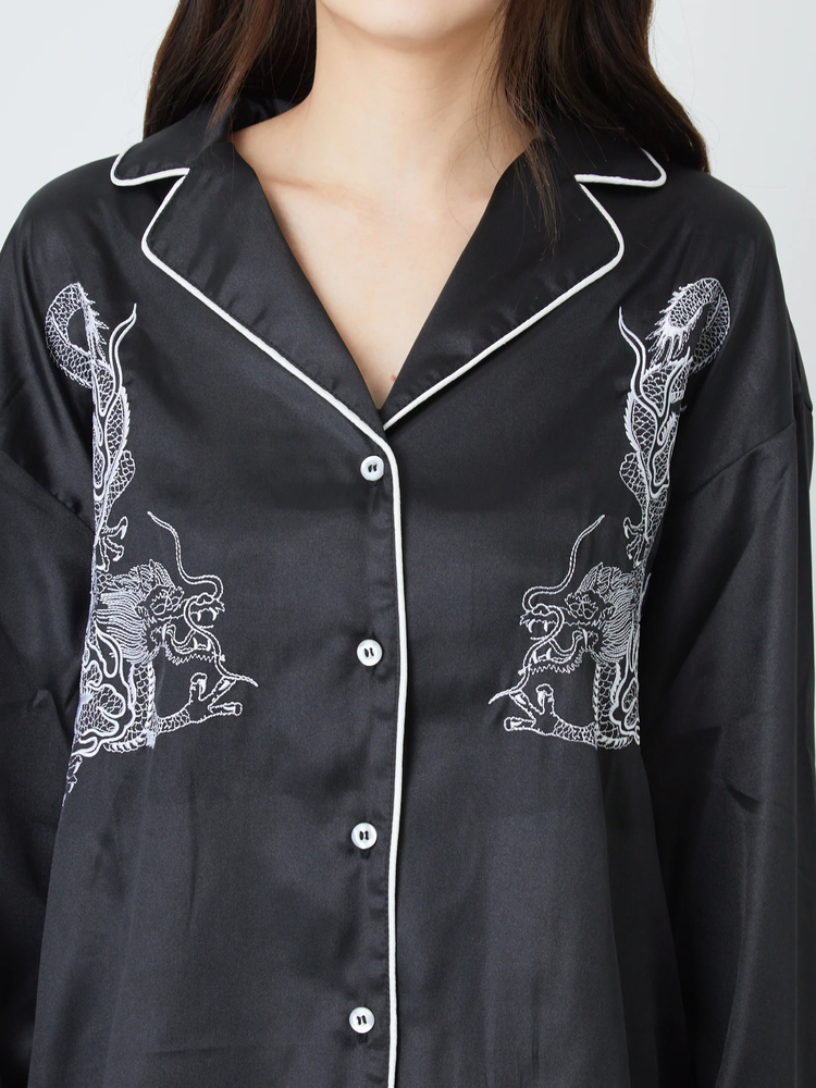 ドラゴン刺繍サテンシャツ - Jamie エーエヌケー(ジェイミーエー
