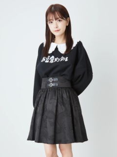 ブラック