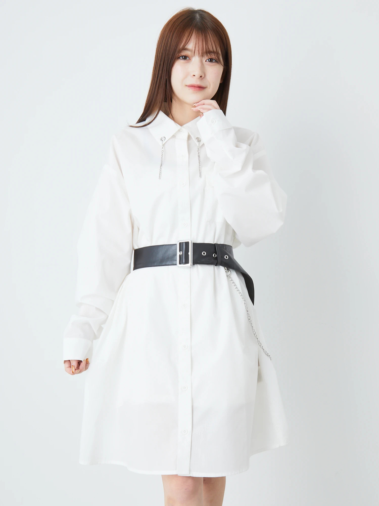 ワンピース 海軍 クロノグラフ 白ベルト 未使用品 ワンピース 海軍 クロノグラフ 白ベルト 未使用品