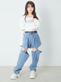 ブルー
