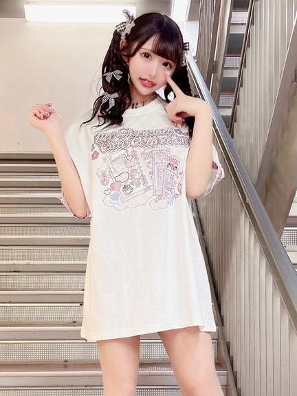 Re♥Twinkle キラキラコラージュプリントBigTe(ホワイト)