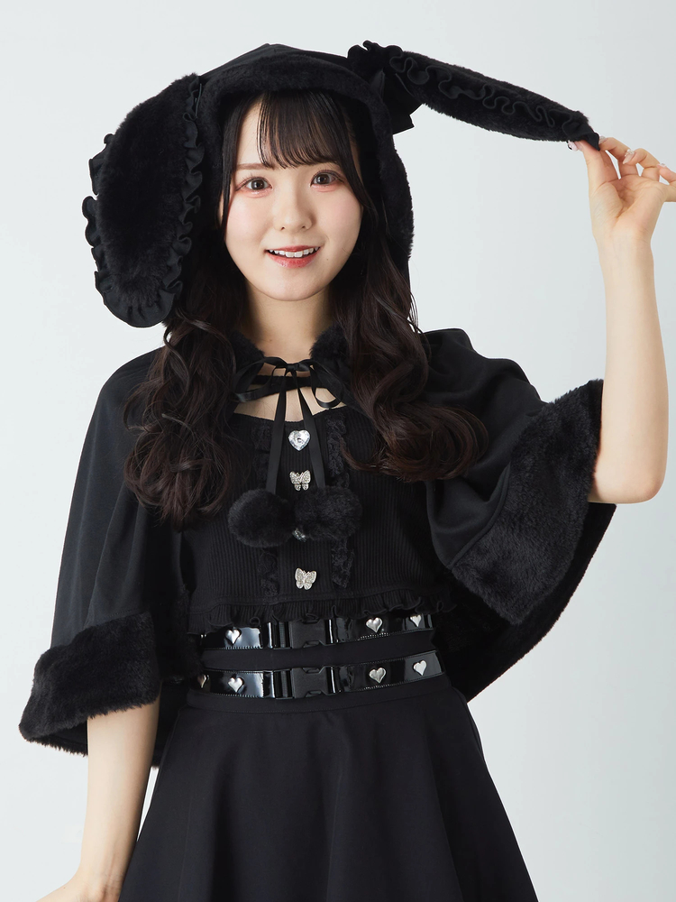 【試着のみ】 Jamieエーエヌケー　リボンが3つフリルケープ　ポンチョ　ファー ネコちゃんファーブルゾン - Jamie エーエヌケー(ジェイミーエー