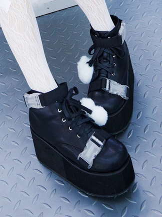 ぽんぽんクリアバックルシューズ - Jamie エーエヌケー(ジェイミーエー