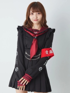 ブラック