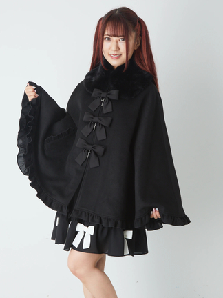 リボンが3つフリルケープ - Jamie エーエヌケー(ジェイミーエー