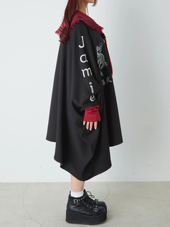 四角のセーラーパーカー