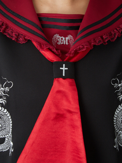 四角のセーラーパーカー