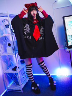 四角のセーラーパーカー