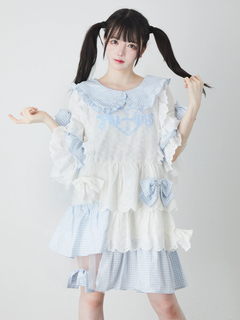 ブルー