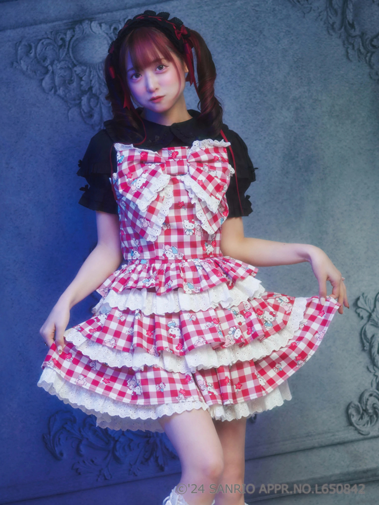 未使用級☆Jamie ジェイミーエーエヌケー ハローキティ ティアードスカート 未使用級☆Jamie ジェイミーエーエヌケー ハローキティ