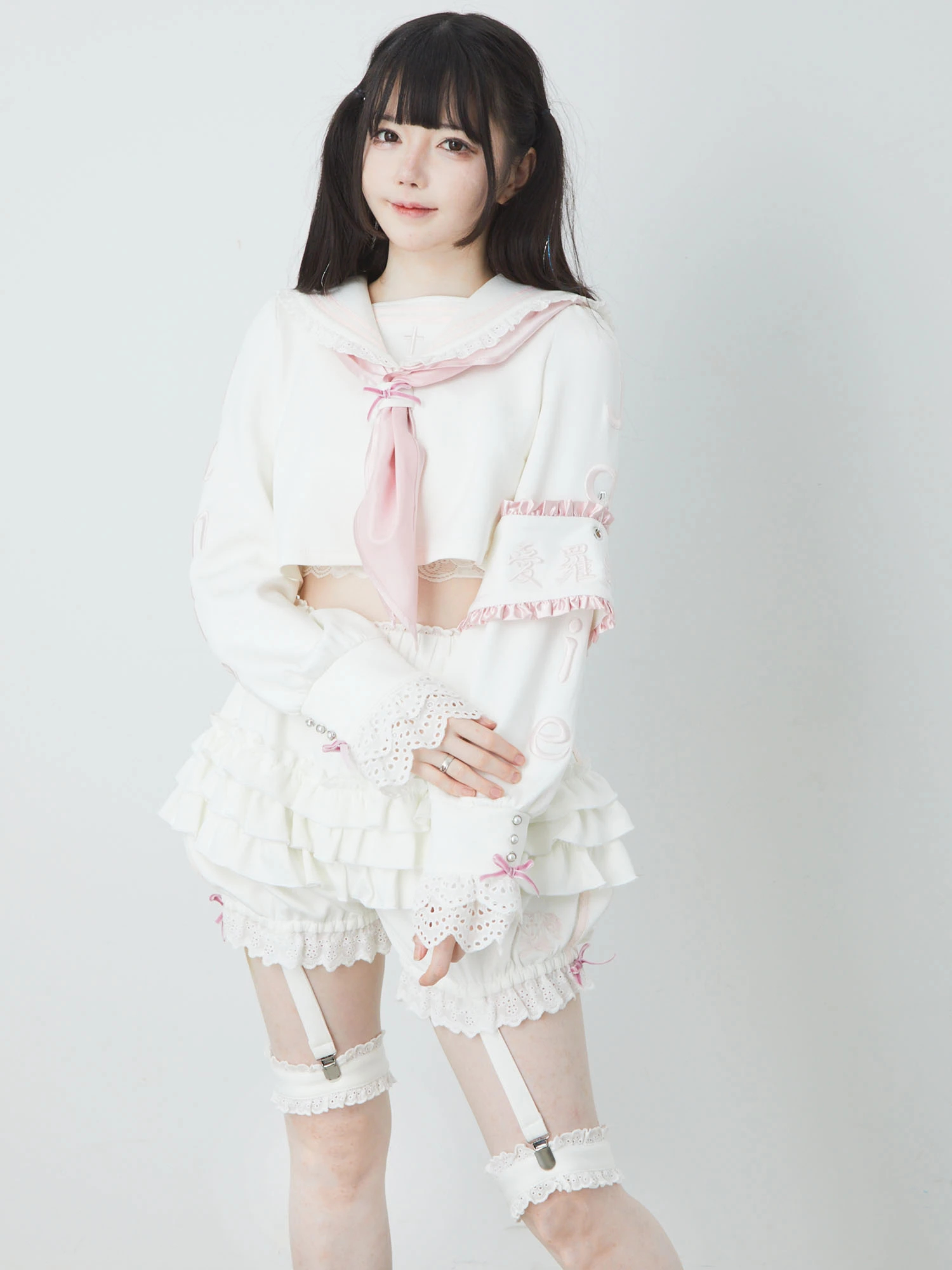 Jamie エーエヌケー　フリルたっぷりビッグTシャツ　未使用　水色リボン Jamie エーエヌケー フリルたっぷりビッグTシャツ 未使用 水色