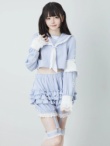 ブルー