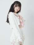 ピンク