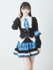 ブルー
