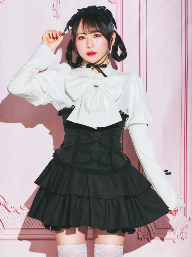 ティアードお姫様ブラウス - Jamie エーエヌケー(ジェイミーエー  