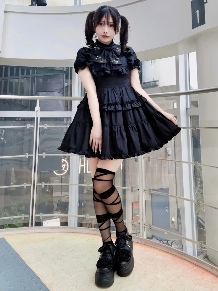 ジェイミーエーエヌケー ゴシックバラ刺繍ワンピース Jamie エーエヌケー（ジェイミーエーエヌケー）の「ゴシックバラ