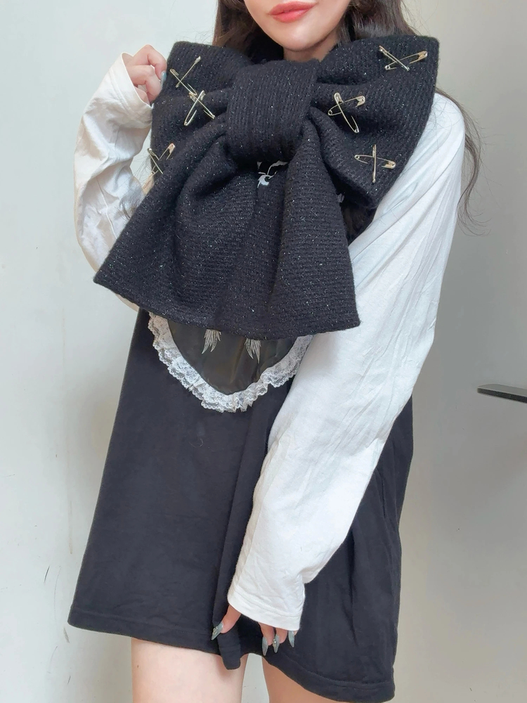 安全ピンおリボンストール - Jamie エーエヌケー(ジェイミーエー