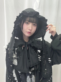 ブラック