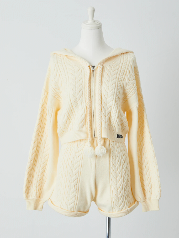 【アイルランド製】北欧ハンドニット超美品メリノウール100ケーブル編ローゲージ ビンテージ アイルランド製 Glen columb Kille ケーブル編み